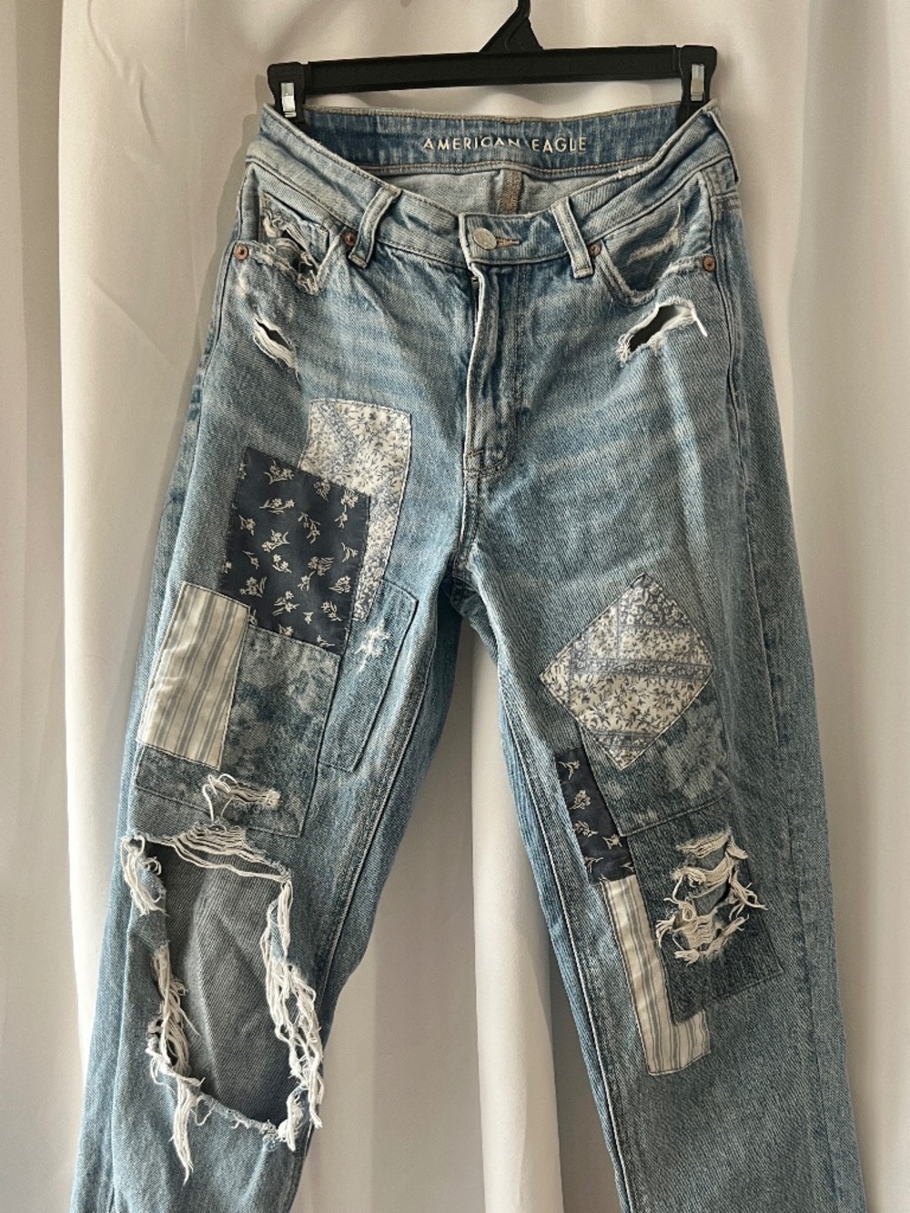American Eagle Distressed Patchwork Jeans | Size 0 Regular